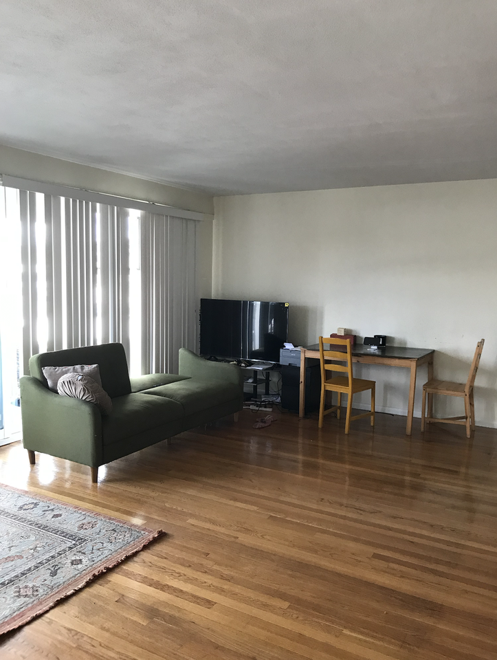 220 Central St #7 - Photo 2 of 11