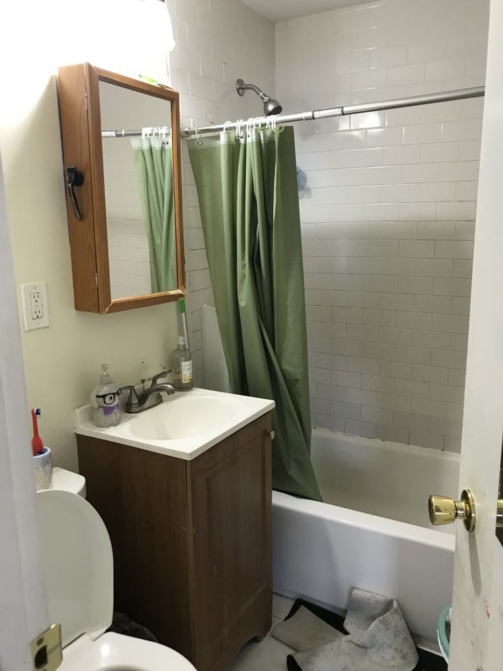 220 Central St #7 - Photo 4 of 11