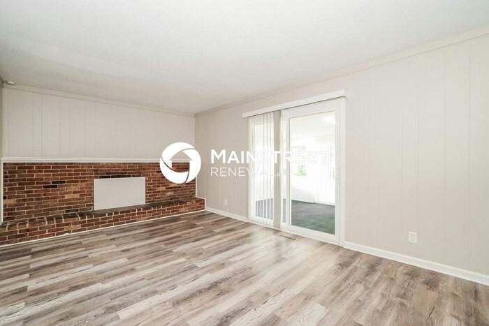 2182 Balmoral Rd - Photo 3 of 15