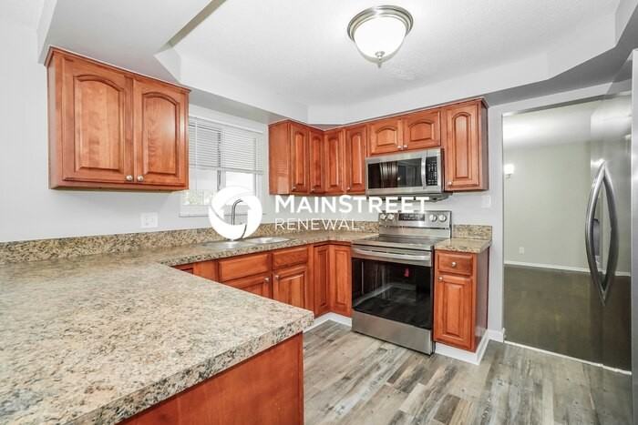 2182 Balmoral Rd - Photo 7 of 15