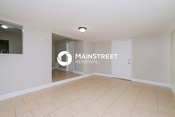6351 Skyline Ct - Photo 5 of 15