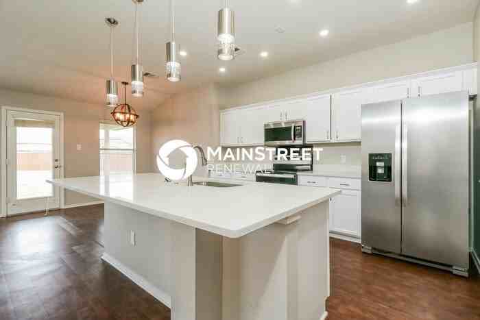 13621 John F Kennedy St - Photo 6 of 15