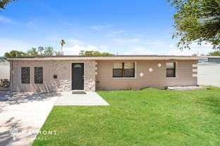 5511 65th Ter N - Photo 1 of 1