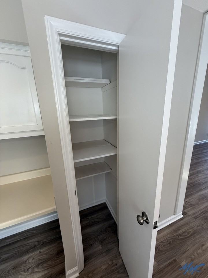 1206 Hamilton Dr - Photo 5 of 12