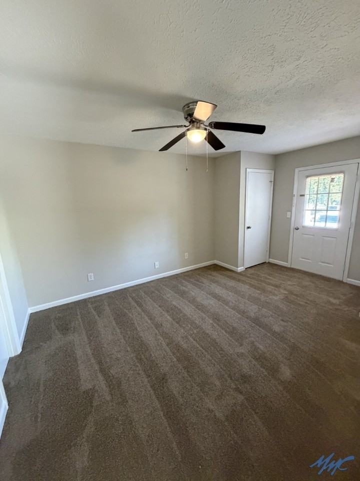 1206 Hamilton Dr - Photo 6 of 12