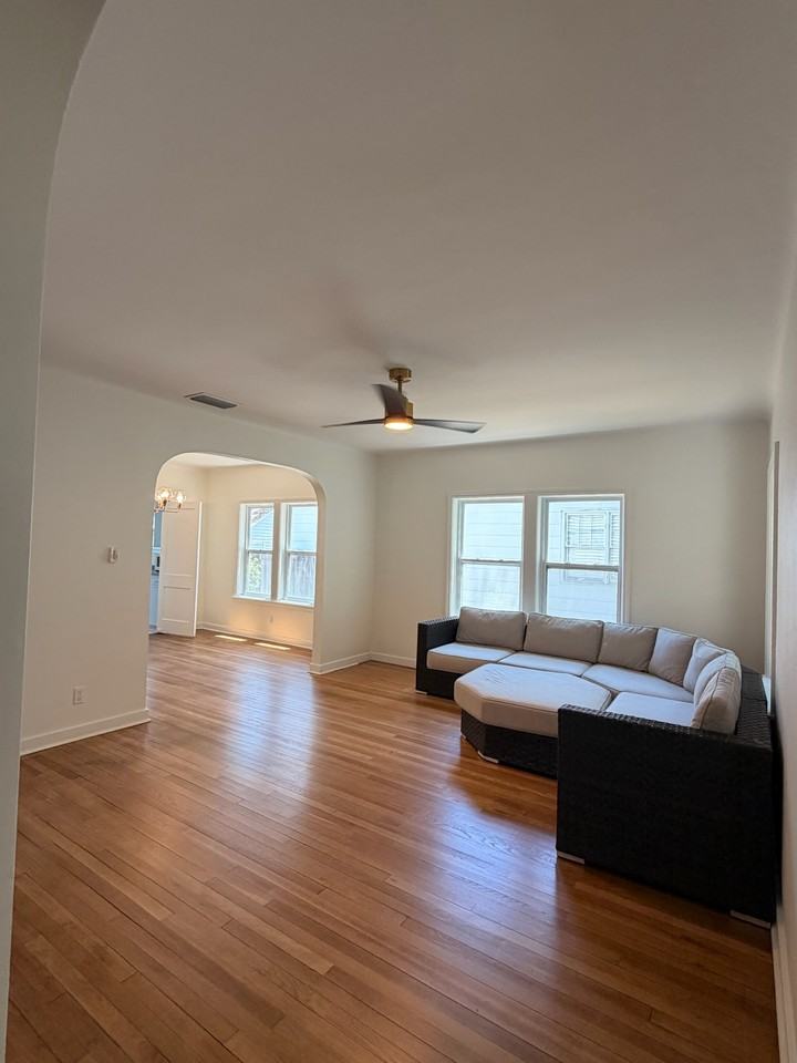 1125 15th Ave N #NA - Photo 3 of 13
