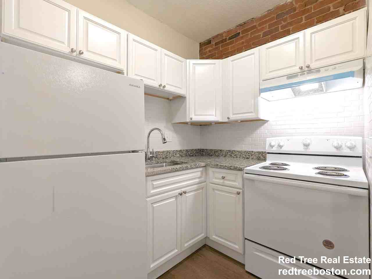 54 S Huntington Ave #15 - Photo 3 of 9
