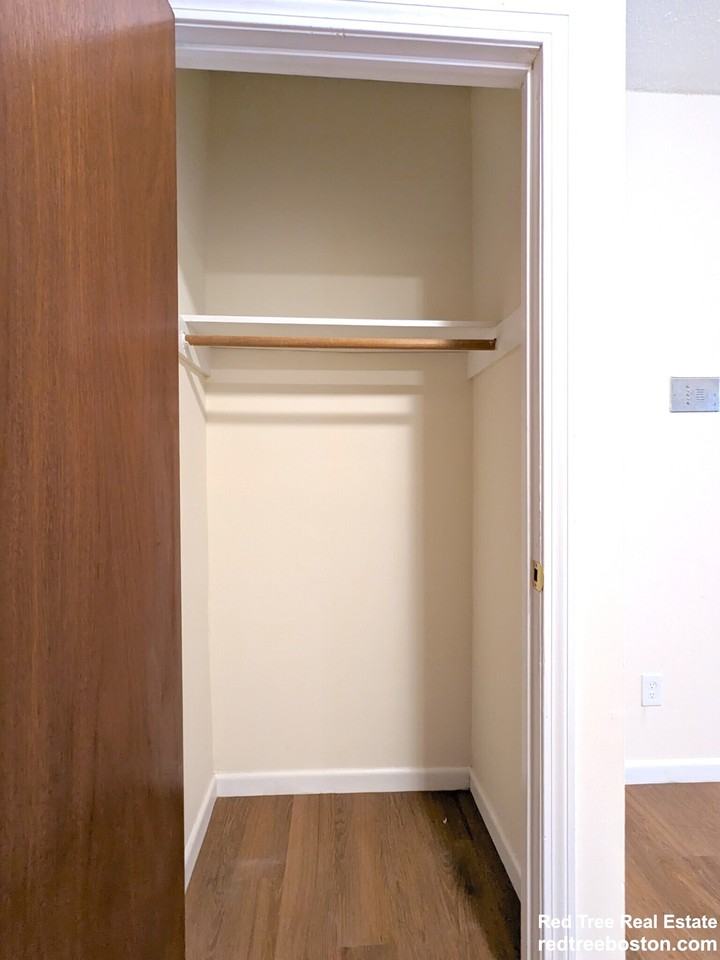 54 S Huntington Ave #15 - Photo 4 of 9