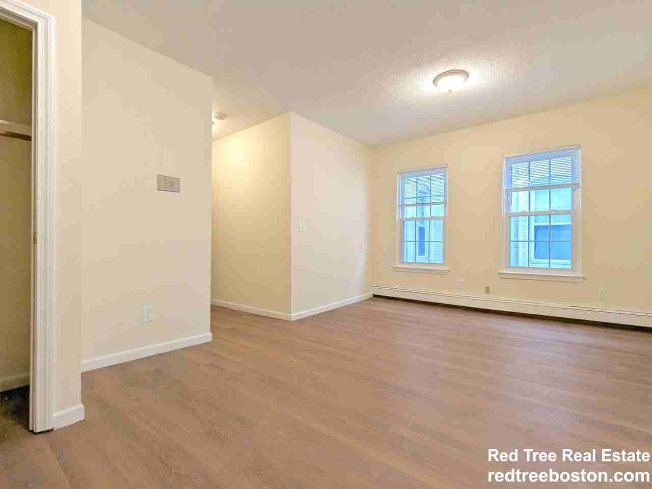 54 S Huntington Ave #15 - Photo 5 of 9