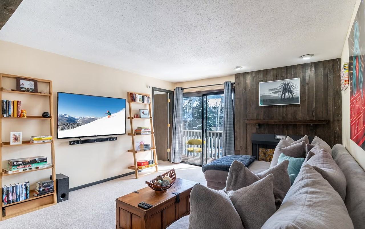 1040 Vail View Dr #203 - Photo 5 of 15