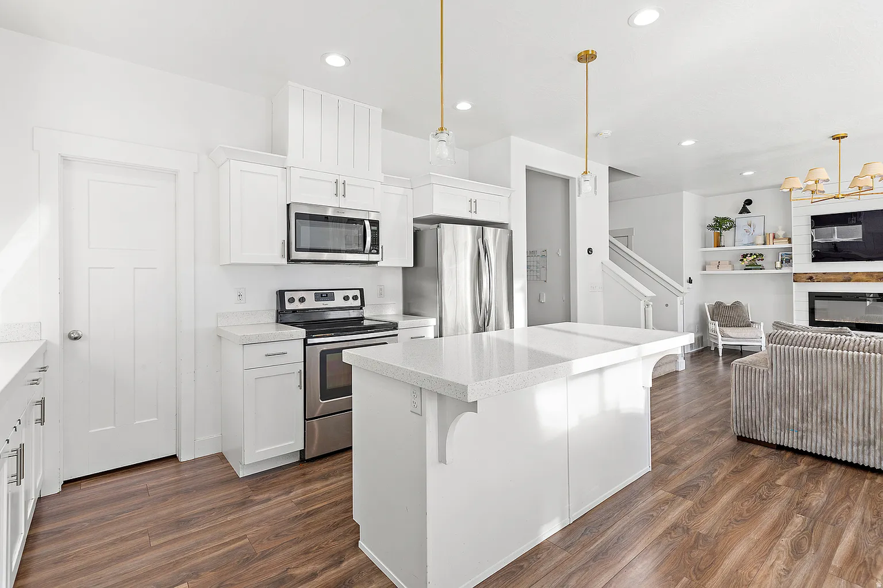 7506 N Hutch Ln #NA - Photo 2 of 19