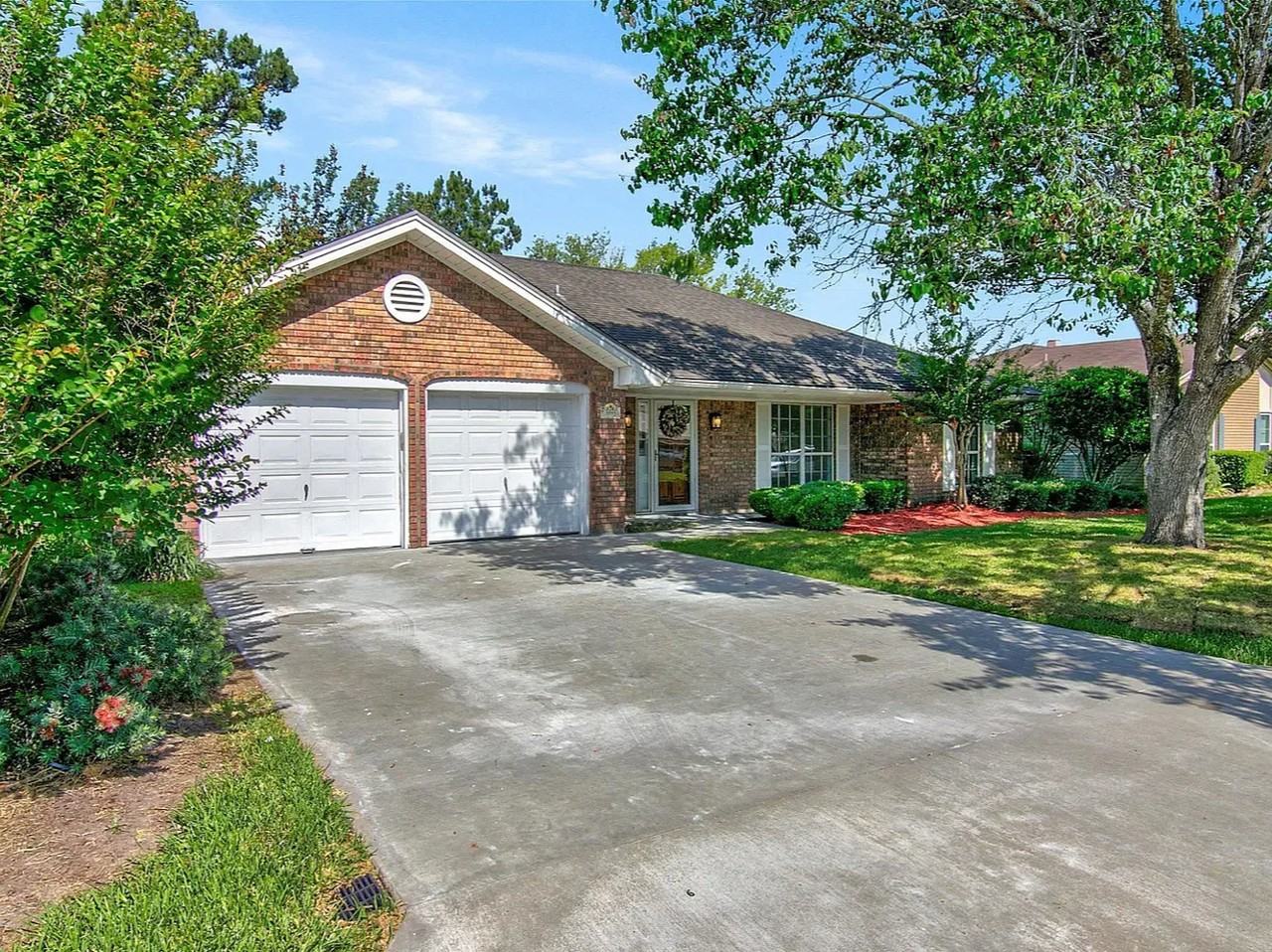 3945 Cheryl St #NA - Photo 3 of 23