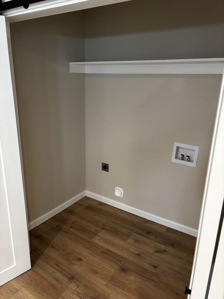 1006 N Grant Dr #NA - Photo 2 of 3