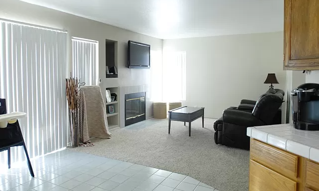 3558 Glenridge Ave #NA - Photo 4 of 19