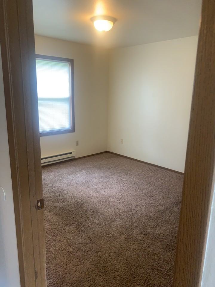 311 England St #2 - Photo 3 of 7
