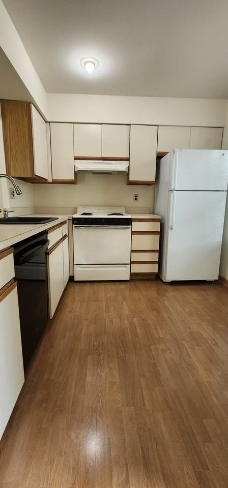 350A Delancey Pl #A - Photo 6 of 15
