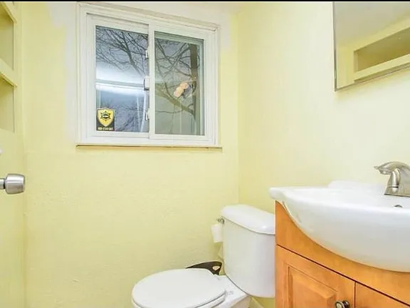 2828 Deake Ave #NA - Photo 4 of 11