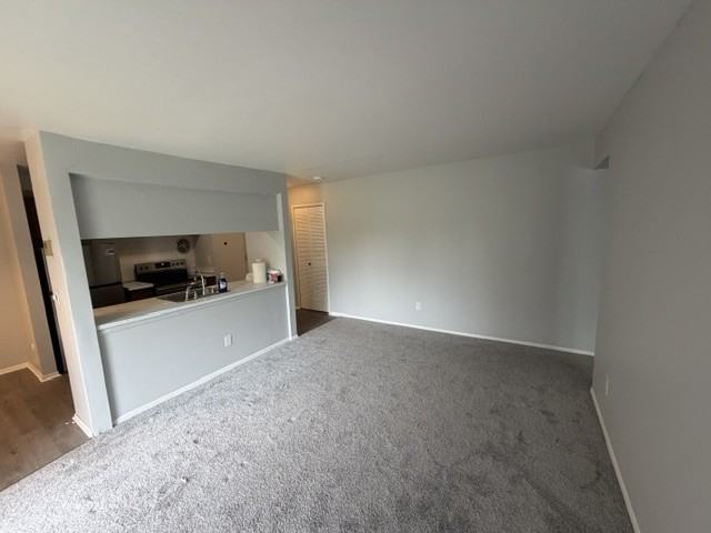21661 Hillside Dr #1D - Photo 7 of 10