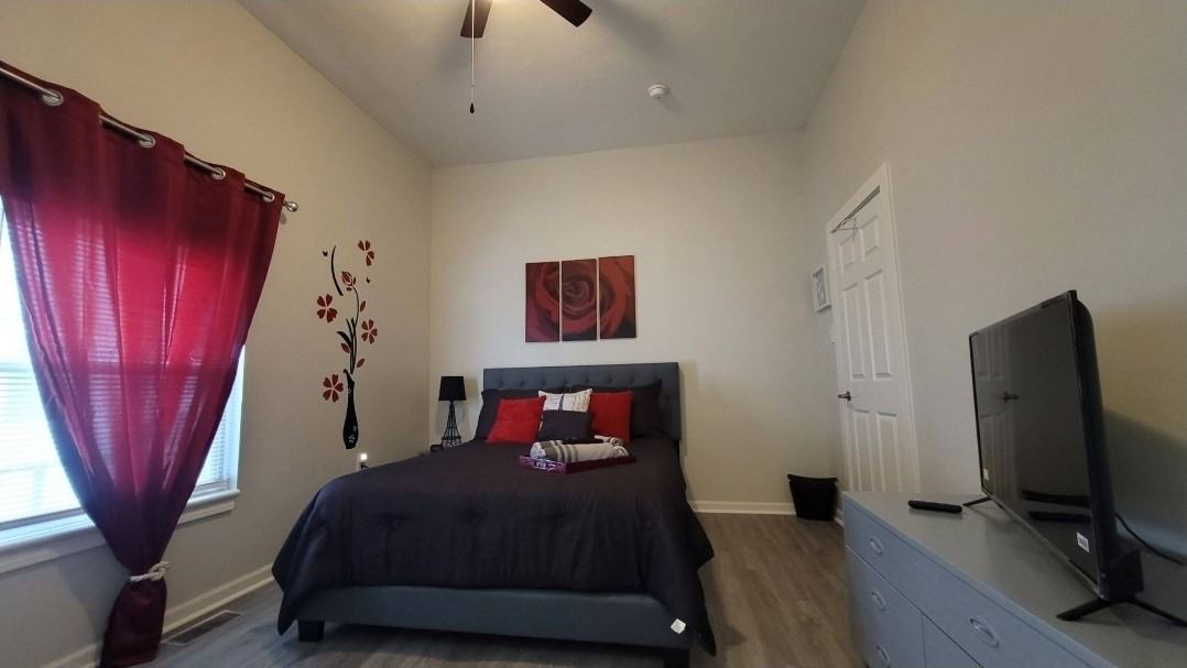 1145 Bates St #NA - Photo 5 of 7