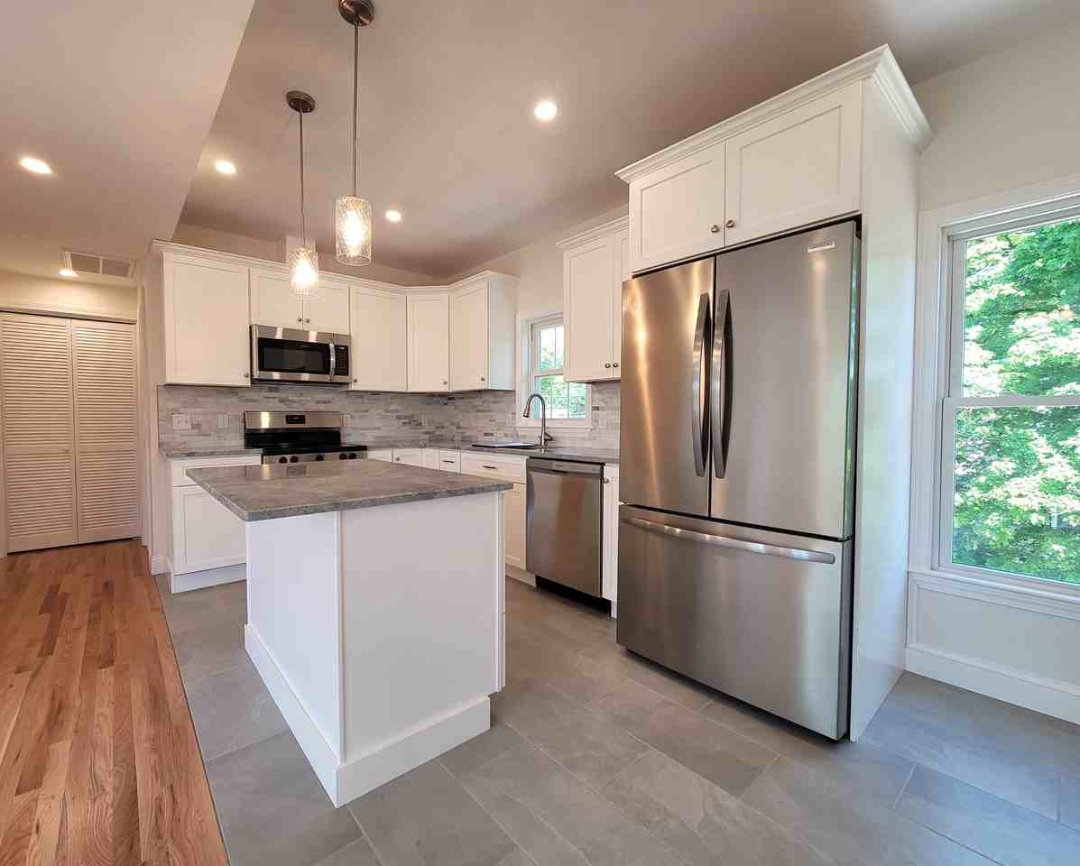 67 Coral St #B - Photo 6 of 27