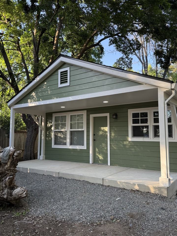 412 Maple St #NA - Photo 4 of 11