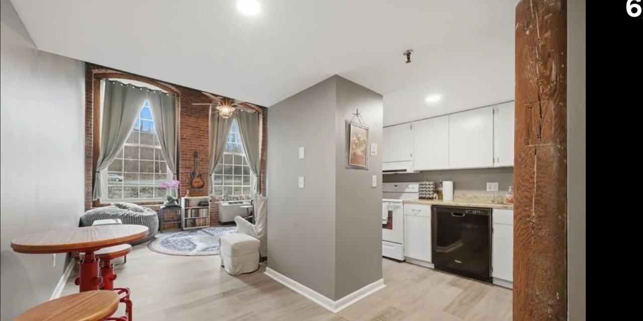150 Yantic St #213 - Photo 2 of 12