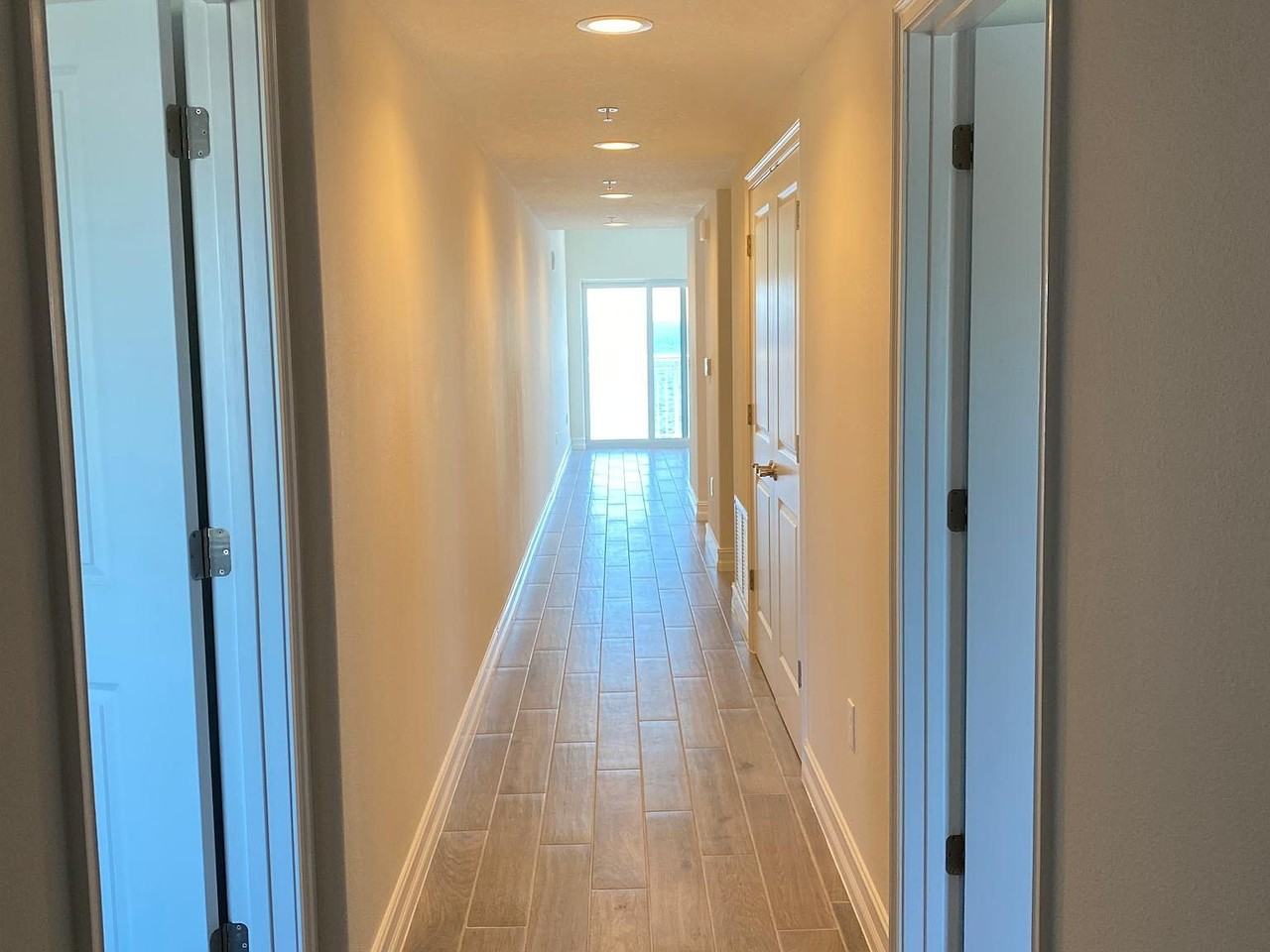 1825 Riverside Dr #304 - Photo 6 of 21