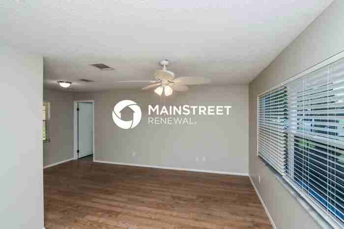 282 E Haven Dr - Photo 5 of 16
