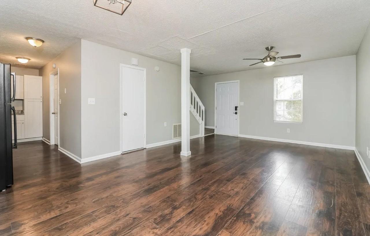 1643 Pecan Log Pl #NA - Photo 2 of 12