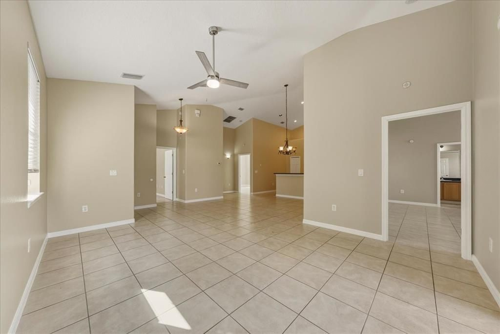 20645 Majestic St #20647 - Photo 7 of 30