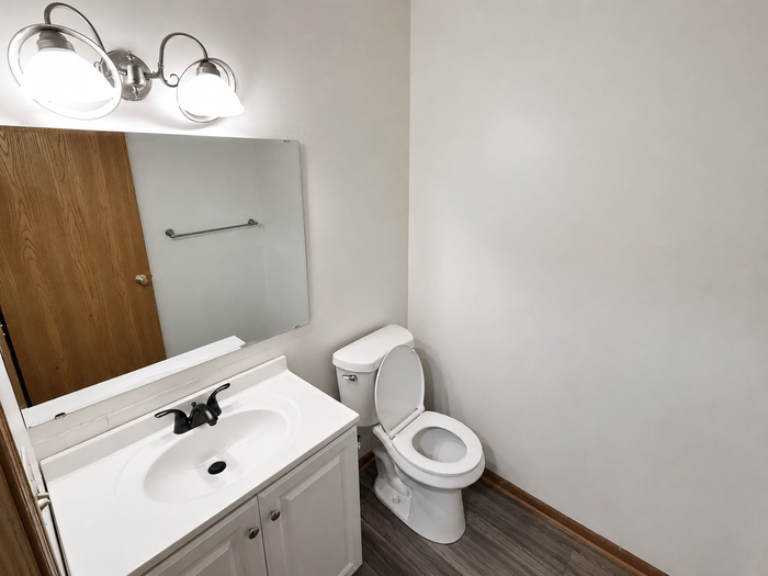 1113 Smithfarm Ave - Photo 5 of 13