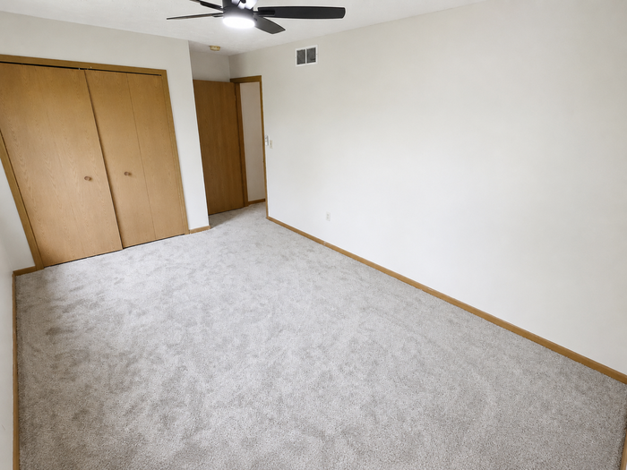 1113 Smithfarm Ave - Photo 7 of 13