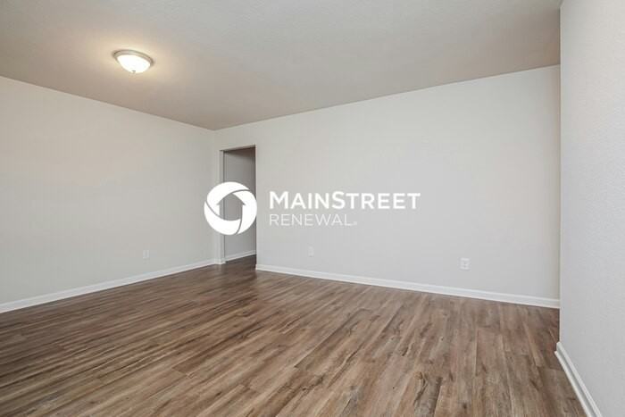 432 Brisk Dr - Photo 2 of 20