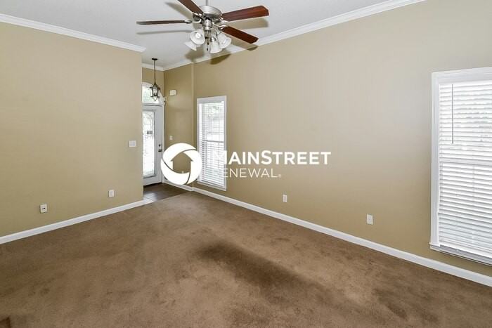 2416 Gardenbrook Dr - Photo 4 of 16