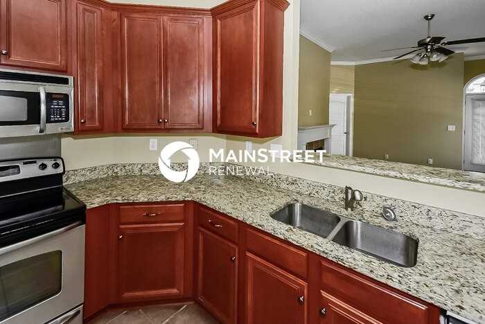 2416 Gardenbrook Dr - Photo 7 of 16