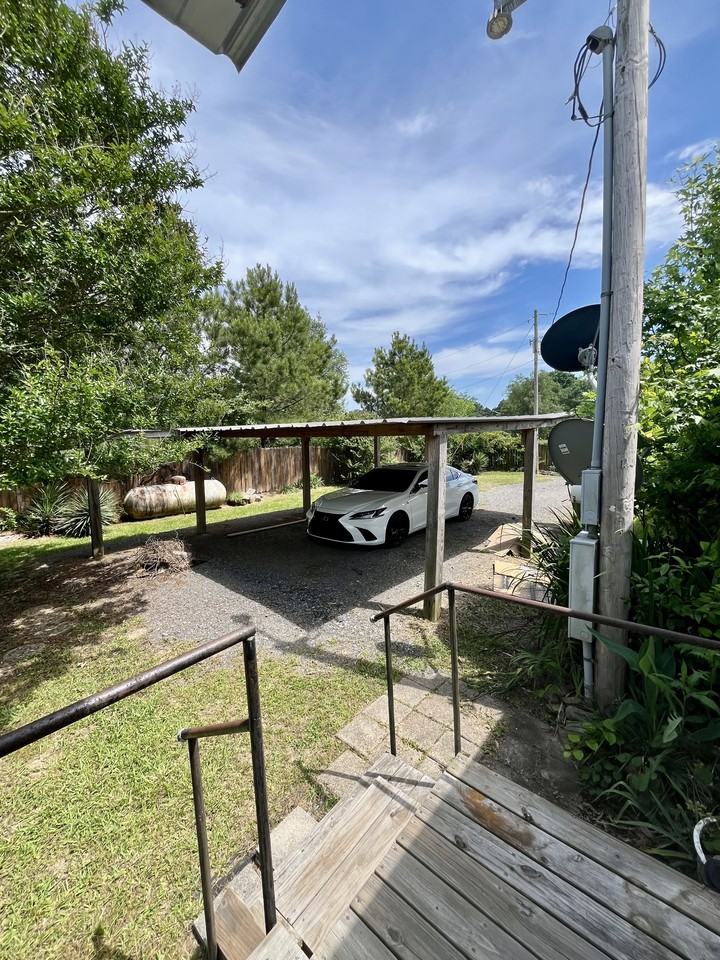 5 Timberlane Dr #NA - Photo 2 of 12