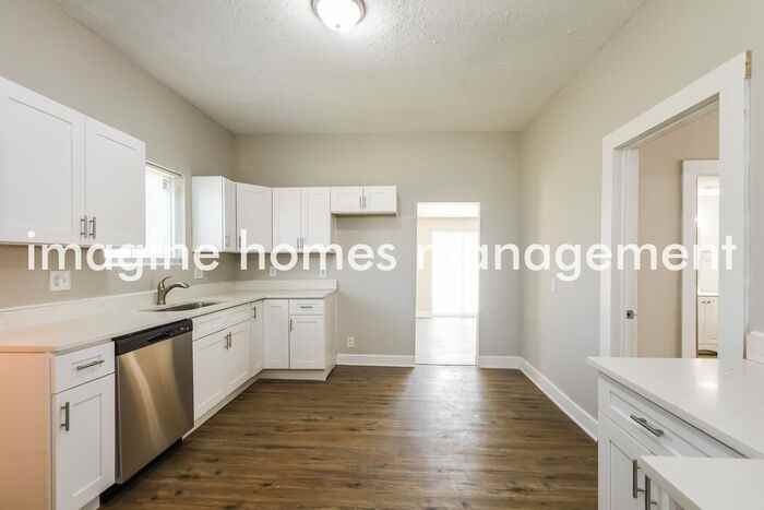 1215 N Olney St - Photo 7 of 22