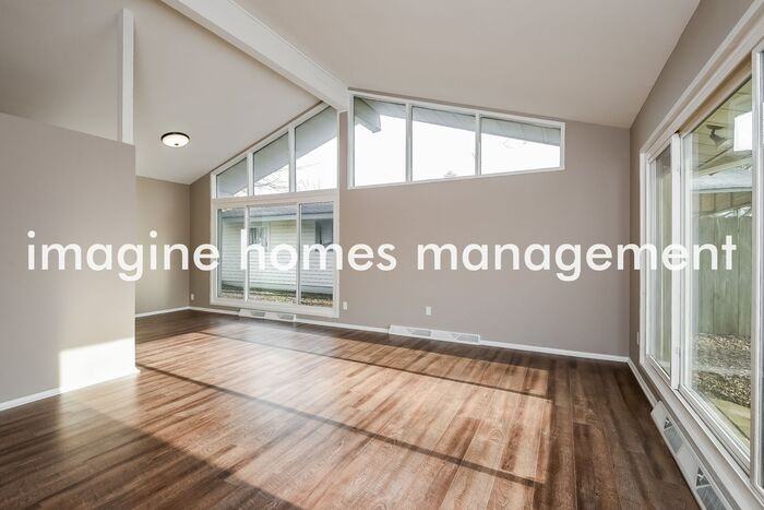 547 Abbyshire Dr - Photo 5 of 16