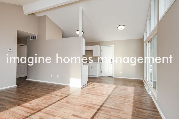 547 Abbyshire Dr - Photo 7 of 16