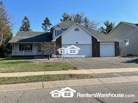 7854 9th St N - Photo 1 of 1