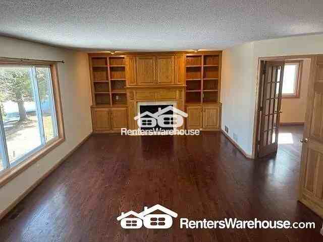7854 9th St N - Photo 4 of 19