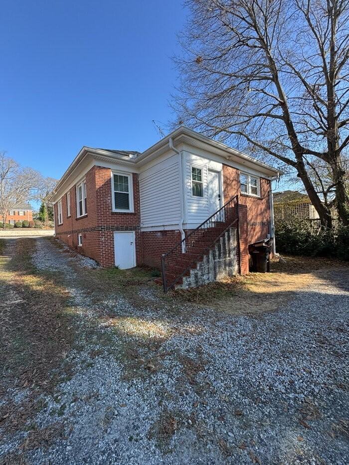 220 Williamston Rd - Photo 2 of 14