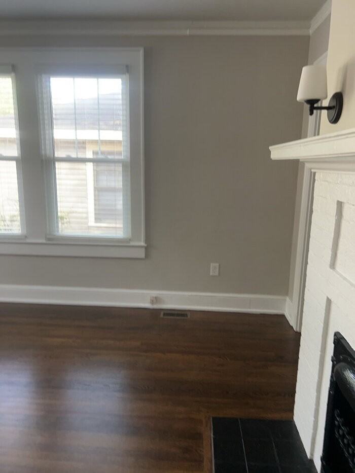 220 Williamston Rd - Photo 4 of 14