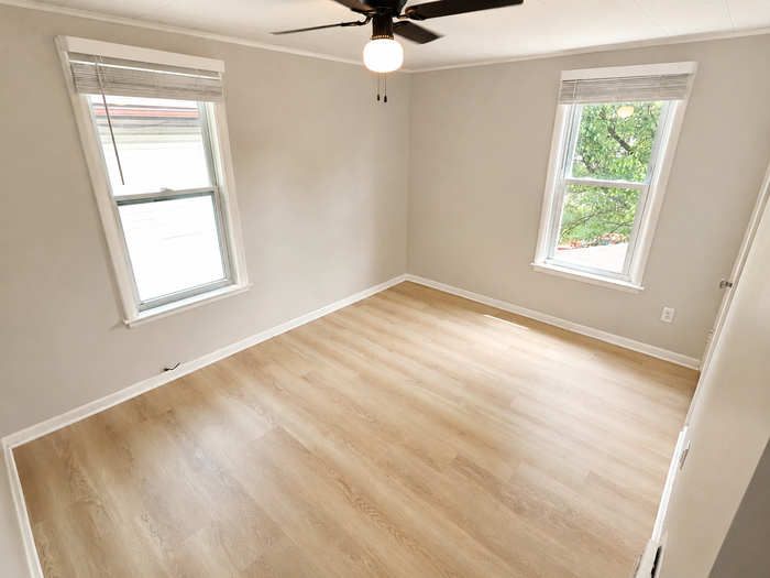 82 Detroit St - Photo 7 of 13