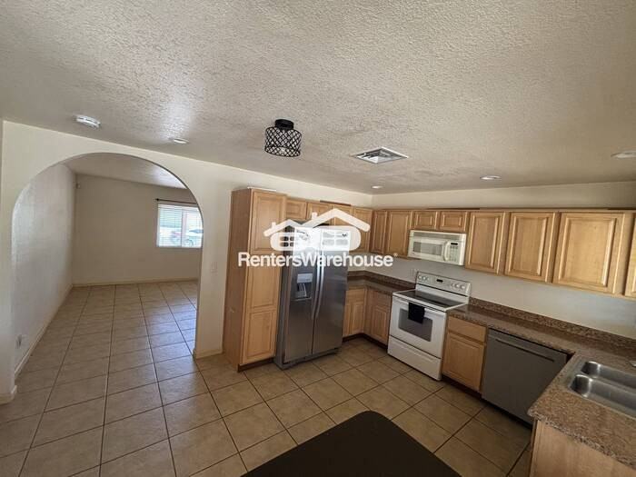 1116 N Stanley Pl - Photo 5 of 25