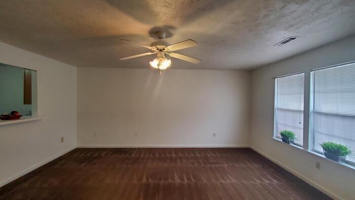 1091 Micha Way - Photo 7 of 18
