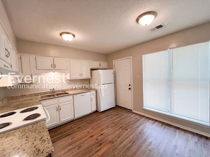 6420 Sandhurst Rd - Photo 7 of 21