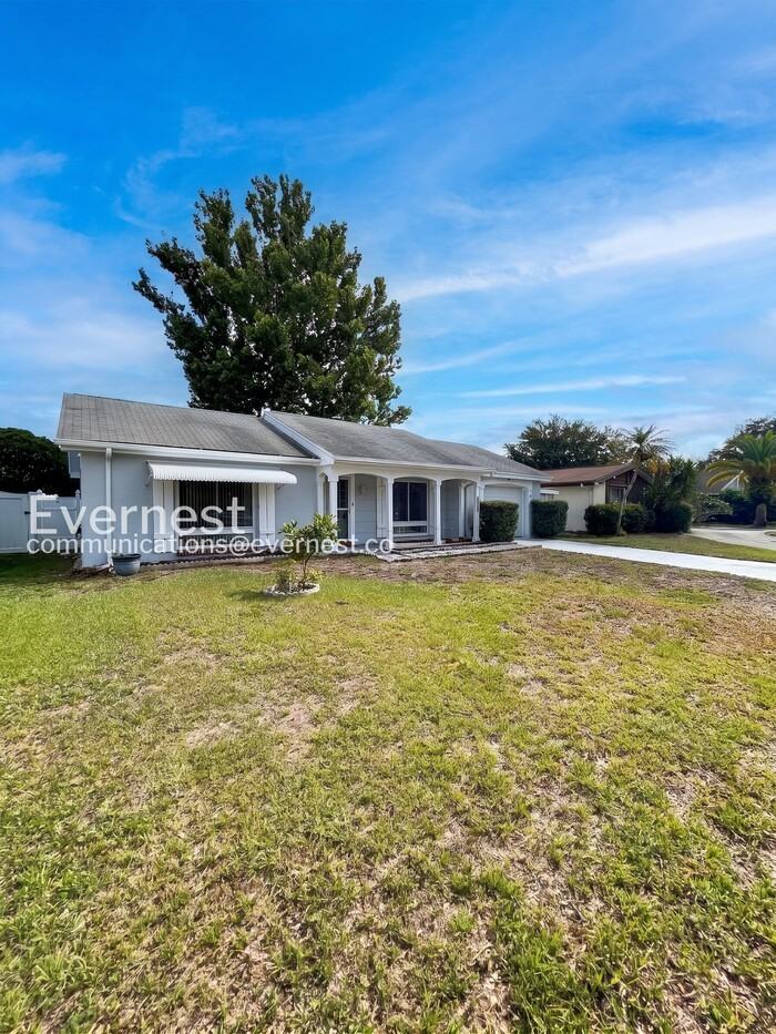 4133 Grayton Dr - Photo 2 of 28