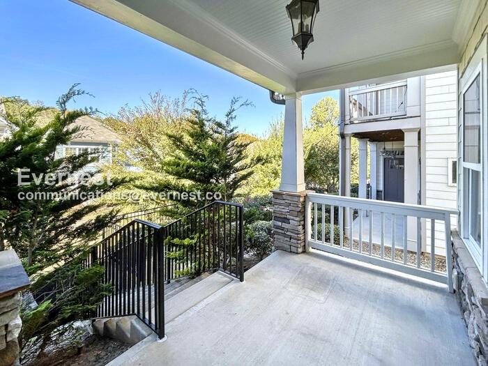 1763 Stone Hedge Dr Nw - Photo 3 of 28