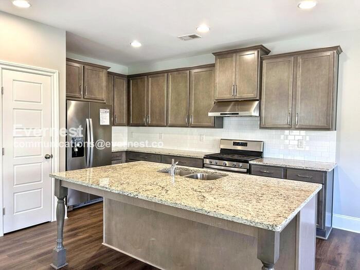 1763 Stone Hedge Dr Nw - Photo 4 of 28